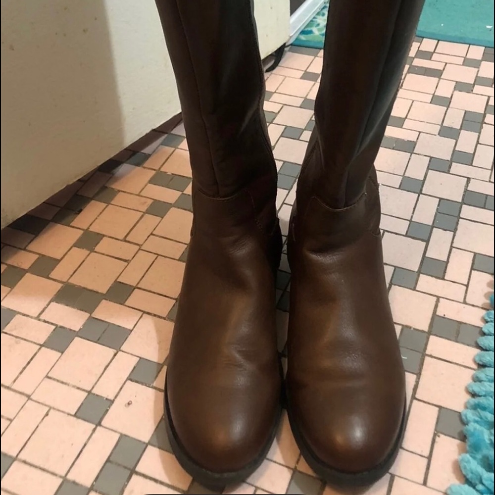 Women’s cute tall dark brown riding boots